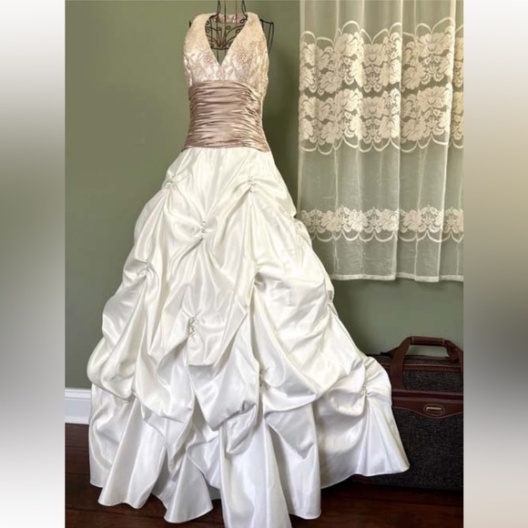 Dresses | Vintage Halter Wedding Dress S | Poshmark